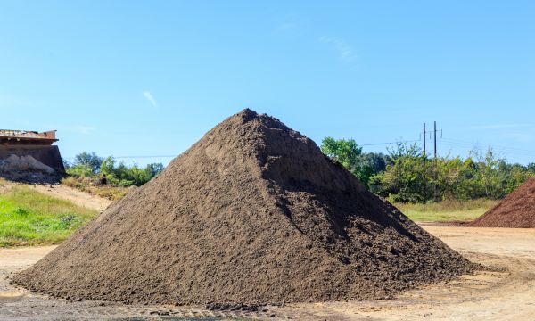 Black Dirt Delivery in Terre Haute