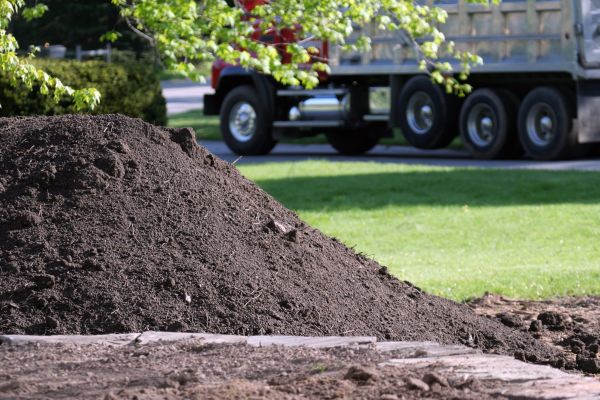 Yard Dirt Delivery in Terre Haute