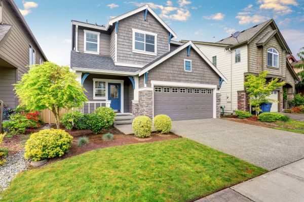 Curb Appeal Landscaping in Terre Haute